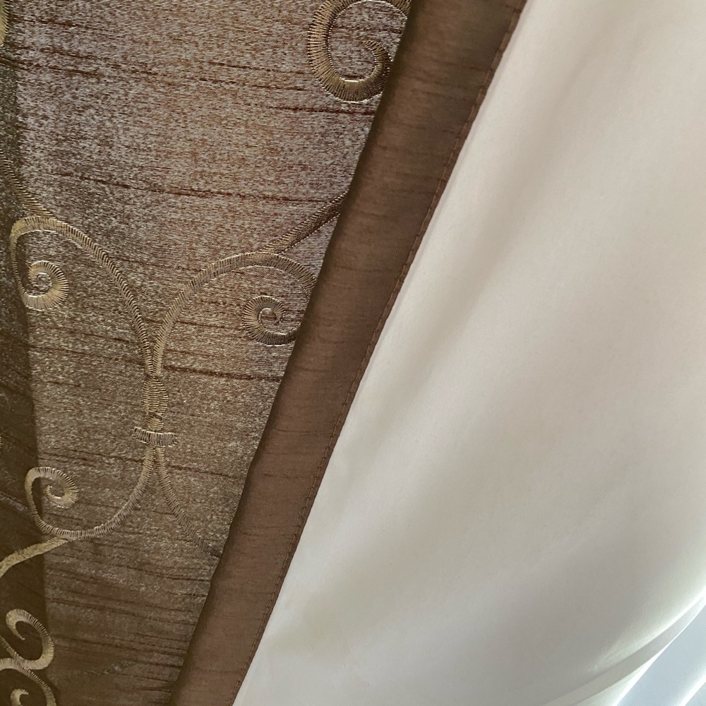Curtains - Picture 3 of 5